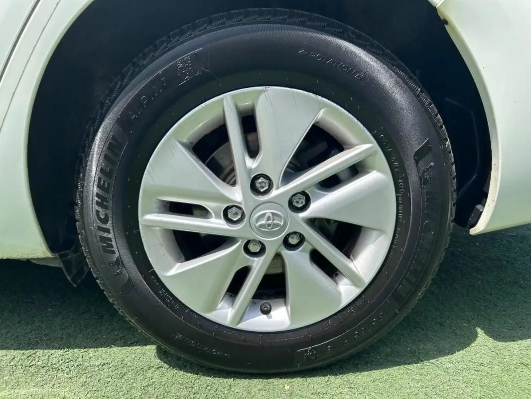 Toyota Auris II Touring Sports