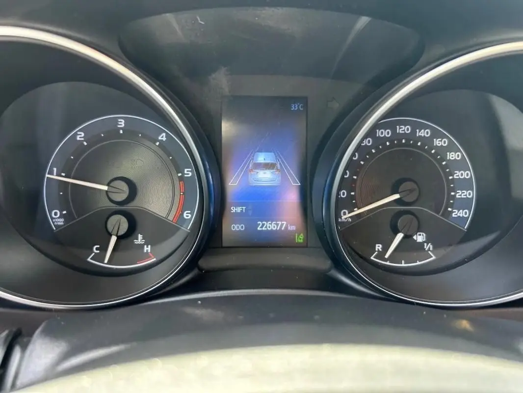 Toyota Auris II Touring Sports